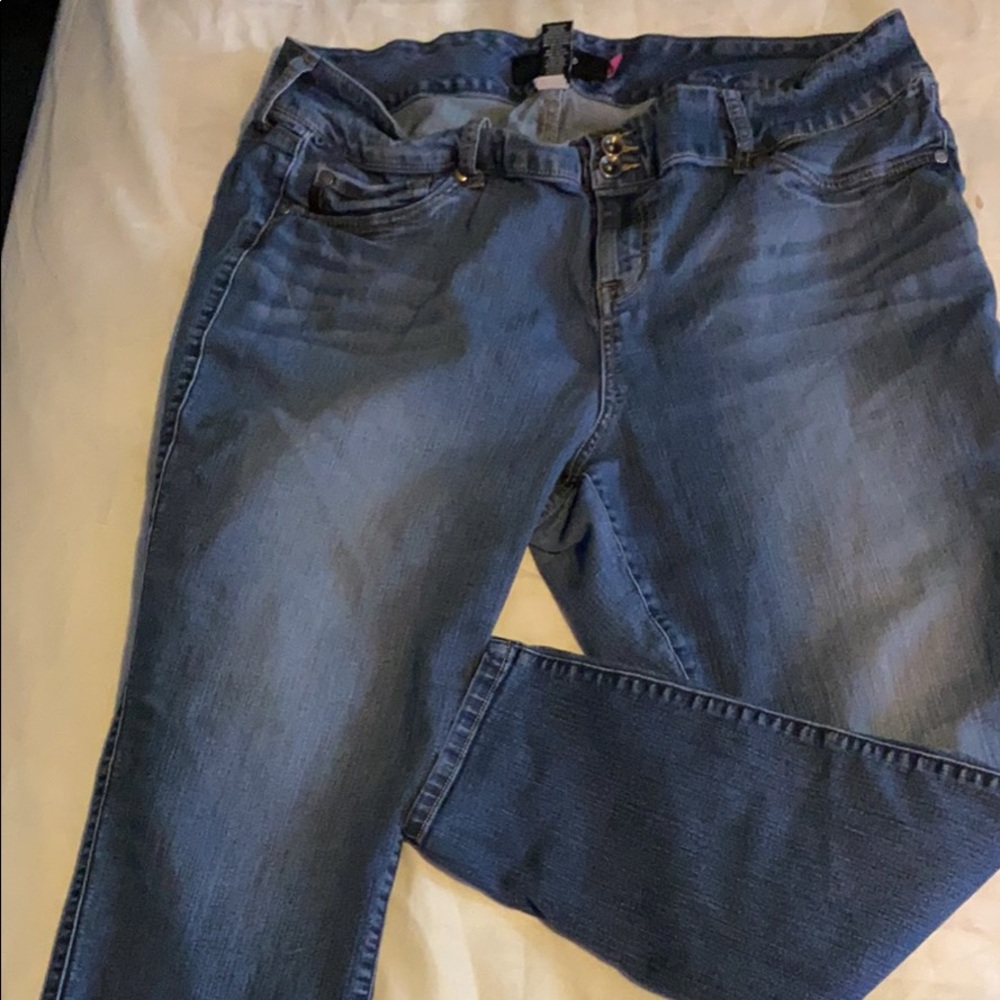 Torrid size 22 skinny jeans